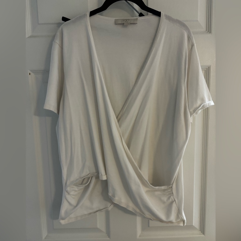 Loft. 20/22. White/ivory wrap sweater.